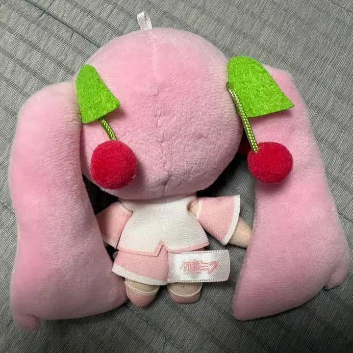 [BUNJANG] Hatsune Miku Cherry Blossom Nui Plush Doll / 하츠네 미쿠 인형 벚꽃 누이