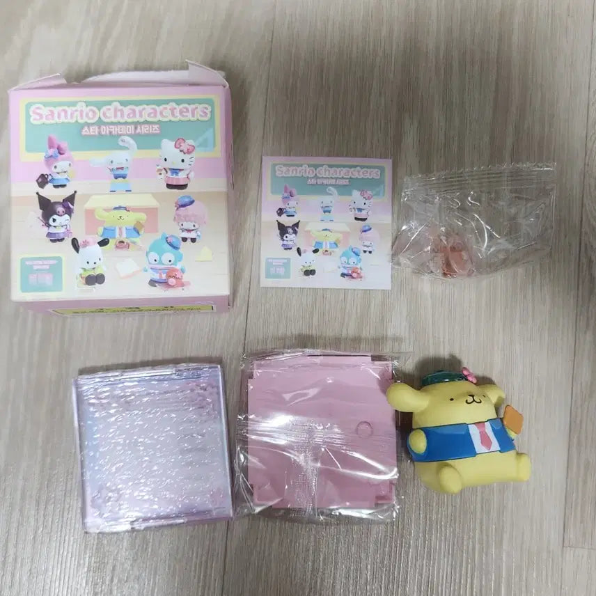 [BUNJANG] Sanrio Pompompurin Academy Series Character Star Figure Diorama / 산리오 폼폼푸린 아카데미 시리즈 캐릭터 스타 피규어 디오라마