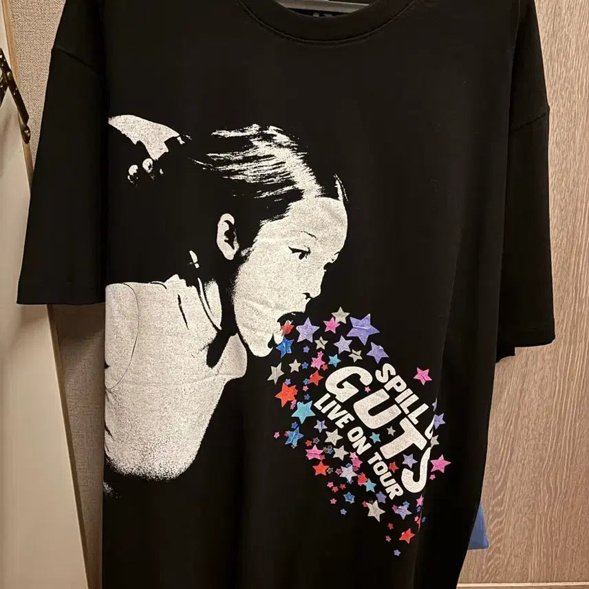 [BUNJANG] Olivia Rodrigo 2024 Tour Merchandise T-Shirt Black / 올리비아 로드리고 2024 투어 머천다이즈 티셔츠
