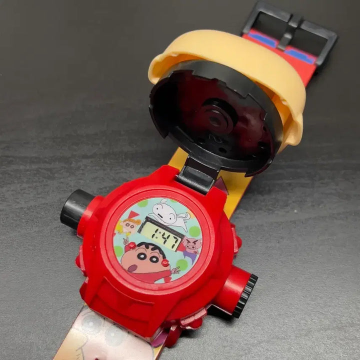 [BUNJANG] Crayon Shin-chan 3D Stereoscopic Beam Projector Kids Wristwatch / 짱구 3D 입체 빔프로젝터형 어린이 손목시계