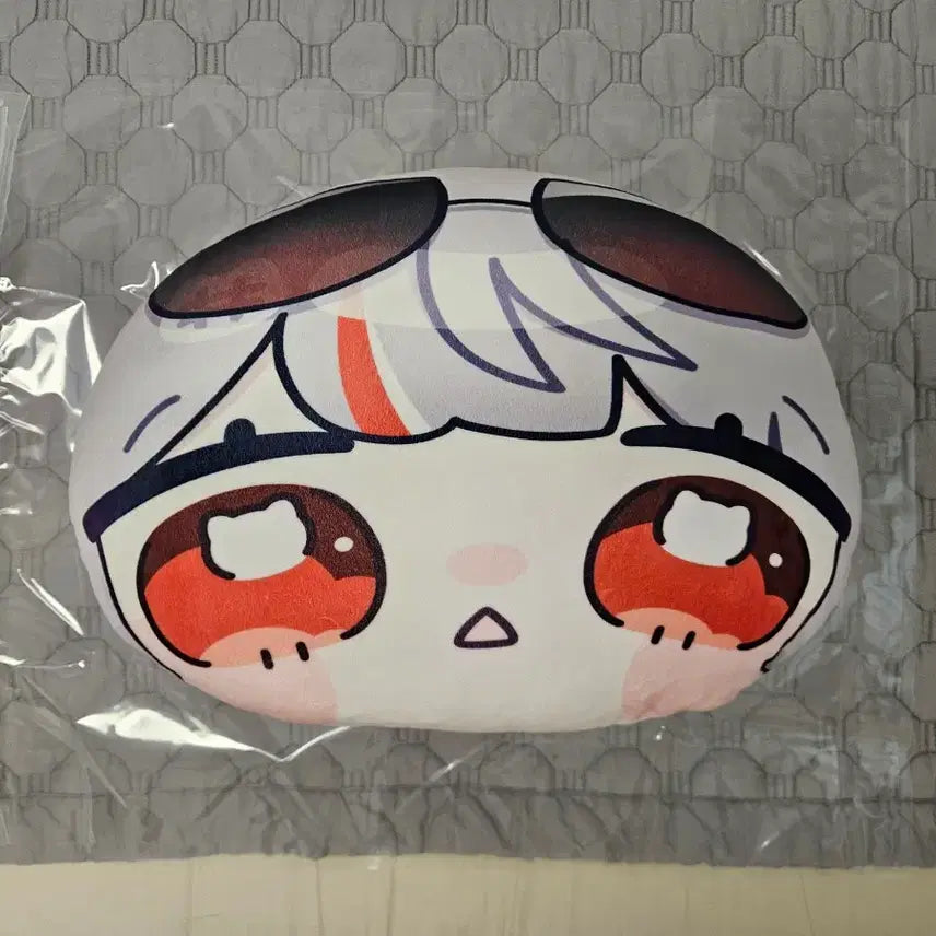 [BUNJANG] Stellive Mashiro Spring Picnic Cushion &amp; Tumbler Bundle Set / 스텔라이브 봄빛데이트 네네코 마시로 얼빡쿠션&amp;텀블러