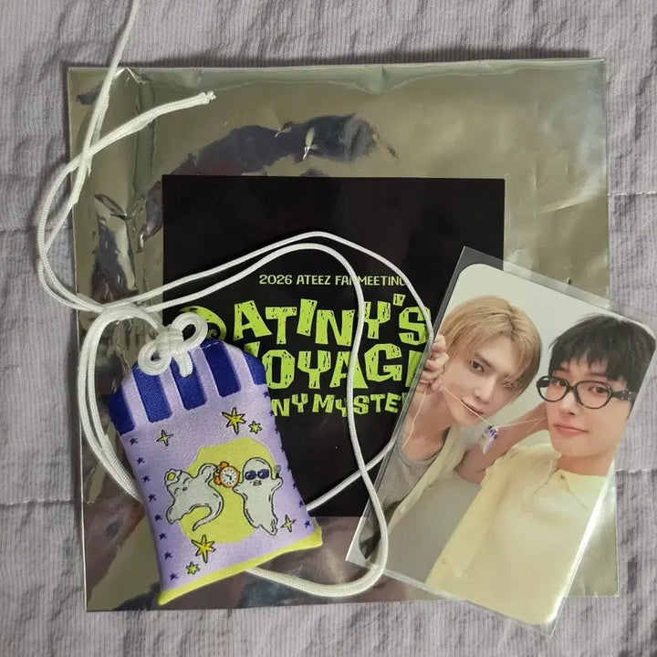 [BUNJANG] ATEEZ Fanmeeting 2026 Ghostiez ATINY Zone MD Unit Photocard &amp; Omamori Set Bundle (Excludes Luxurious Unit) / 우산 도베즈 캡막즈 일괄 에이티즈 팬미팅 2026 고스티즈 에이티니존 MD 유닛 포토카드 + 오마모리 세트 일괄 (호화즈 제외)