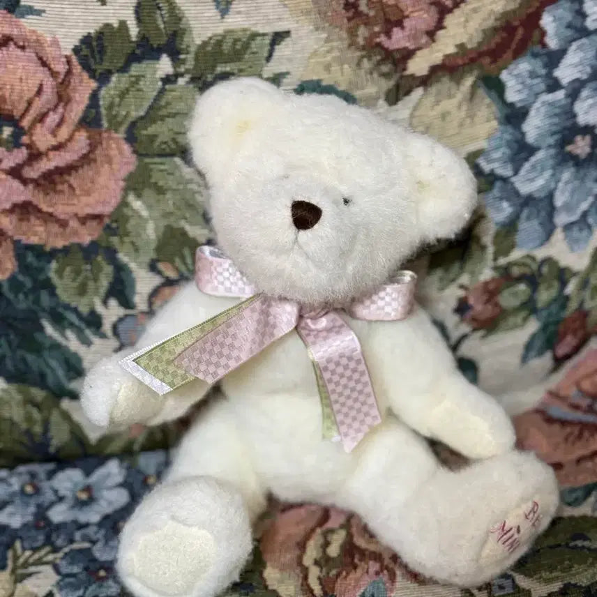 [BUNJANG] Boyds Bear White Bear Plush (Pink Check Ribbon) / 보이즈베어 흰색 곰인형 (핑크 체크 리본)