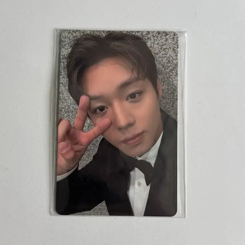 [BUNJANG] Park Jihoon Fancon First Concert Entrance Photocard / 박지훈 팬콘 첫콘 입장포카 양도