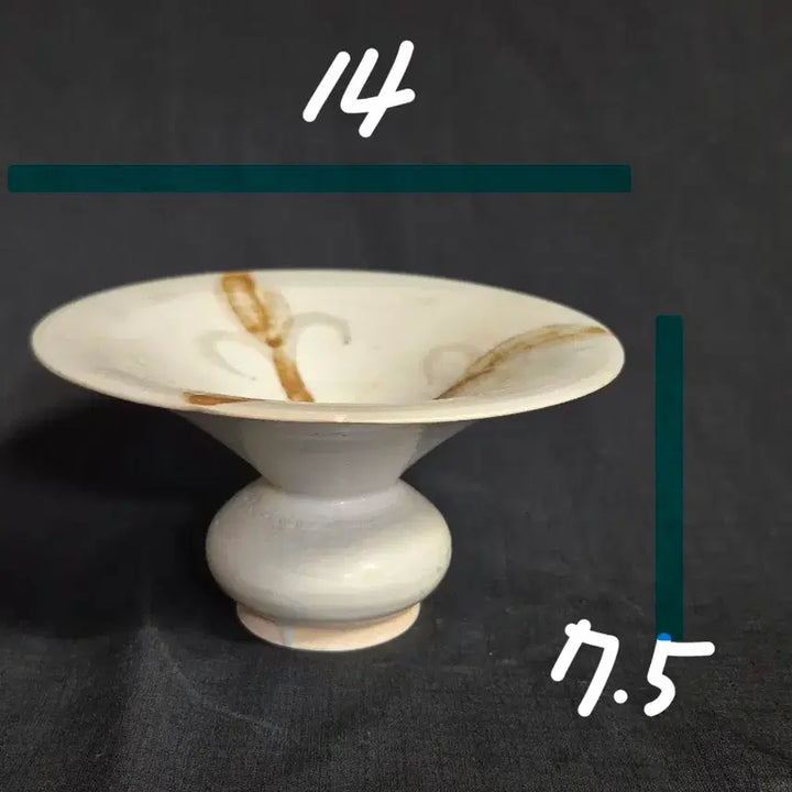 [BUNJANG] Chulhwa White Porcelain Teacup / 철화 백자 도자기 잔 완