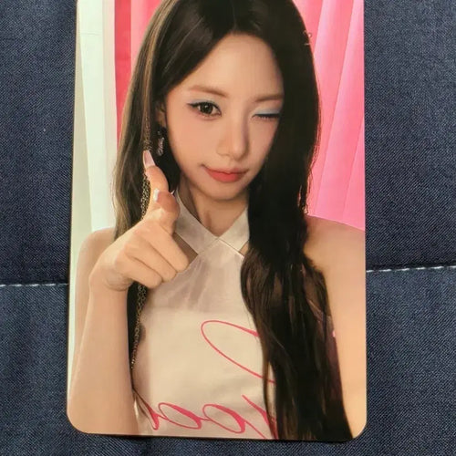 [BUNJANG] RESCENE Liv 2nd Week Broadcast Photocard / 리센느 2주차 리브 공방포카