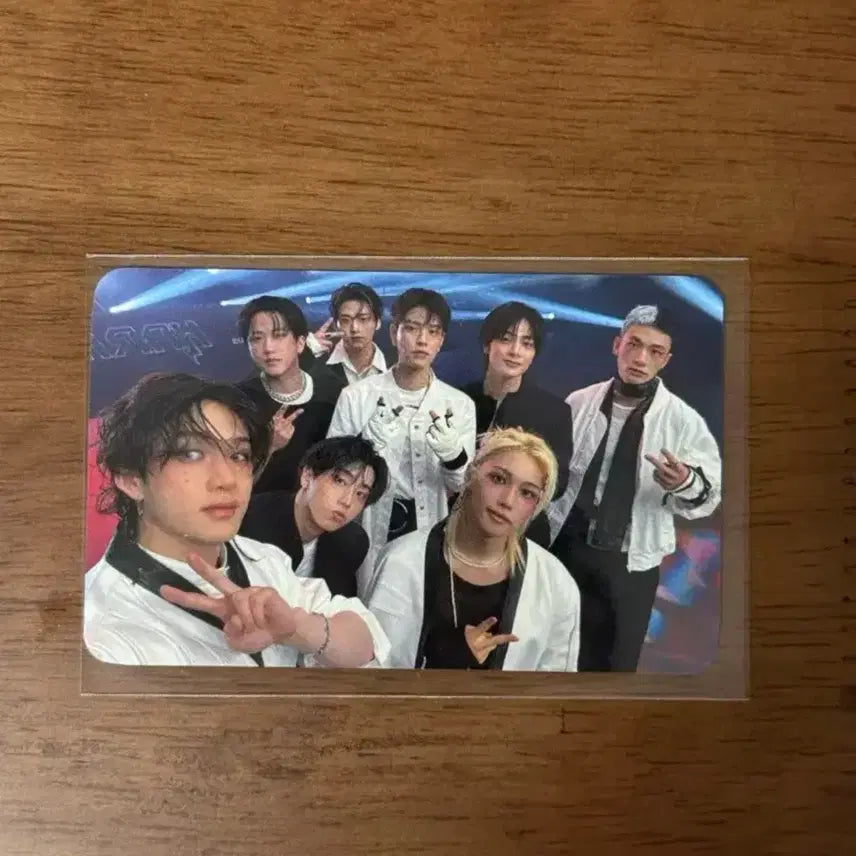 [BUNJANG] Stray Kids Spotify Group Photocard / Straykids 스트레이키즈 스키즈 스포티파이 단체 포카
