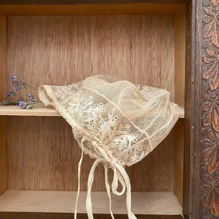 [BUNJANG] French Antique Lace Baby Bonnet / 프랑스 앤틱 레이스 아기 보넷