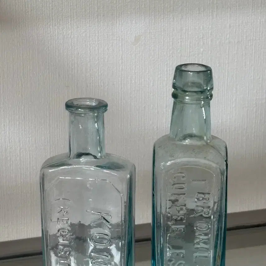 [BUNJANG] Vintage Reagent Bottles Set of 2 / 빈티지 시약병 2개일괄