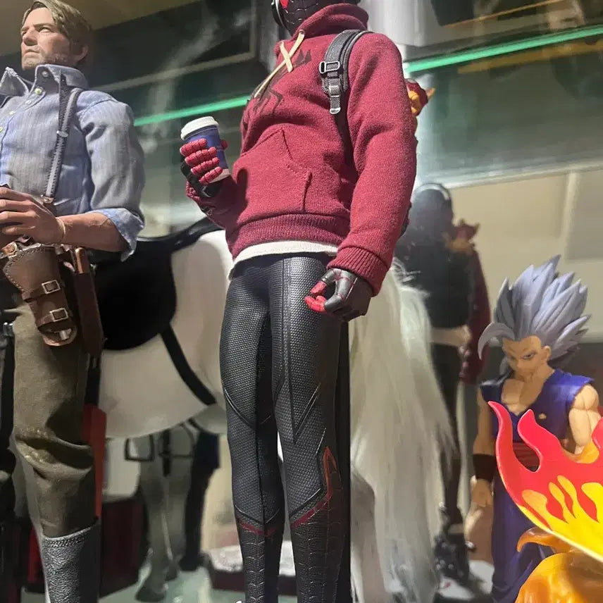 [BUNJANG] Hot Toys Miles Morales Bodega Cat Suit / 핫토이 마일즈 모랄레스 보데가 캣슈트