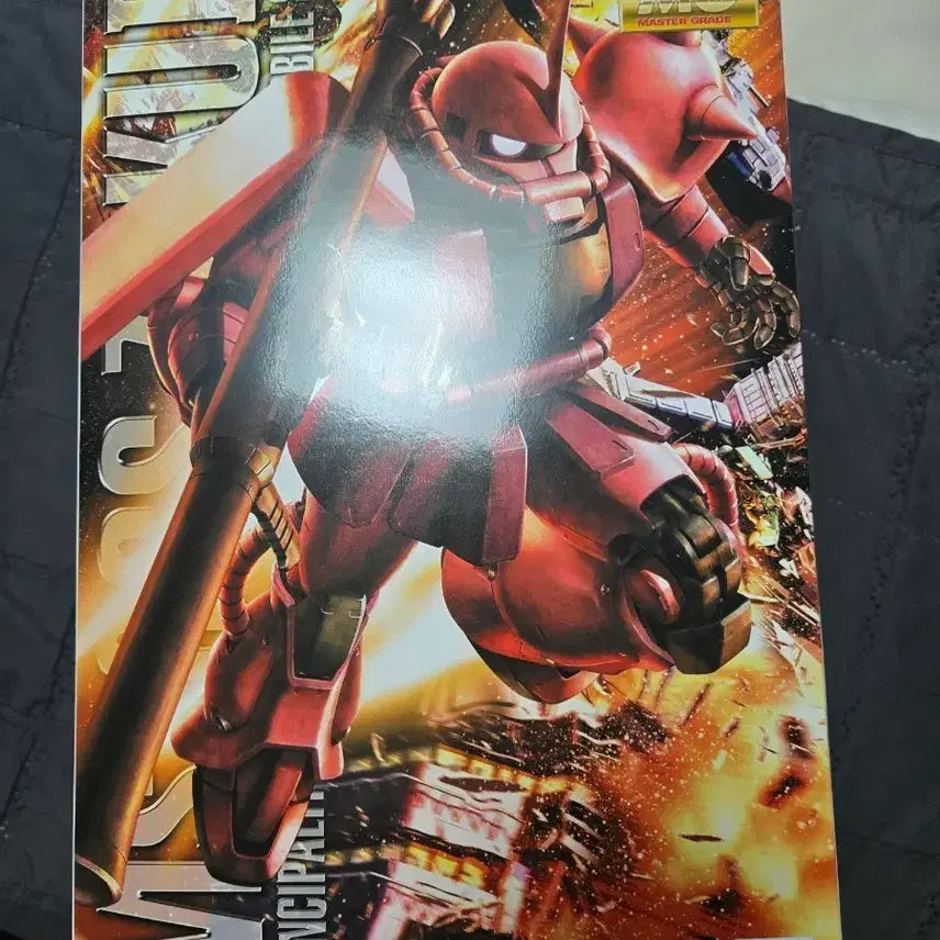 [BUNJANG] Bandai MG Gundam Zaku II Char&