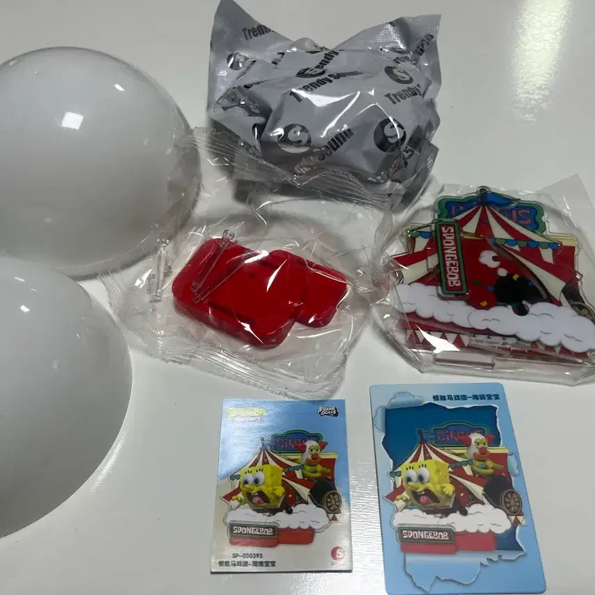 [BUNJANG] SpongeBob SquarePants Acrylic Figure (Precarious Circus) / 스폰지밥 아크릴 피규어