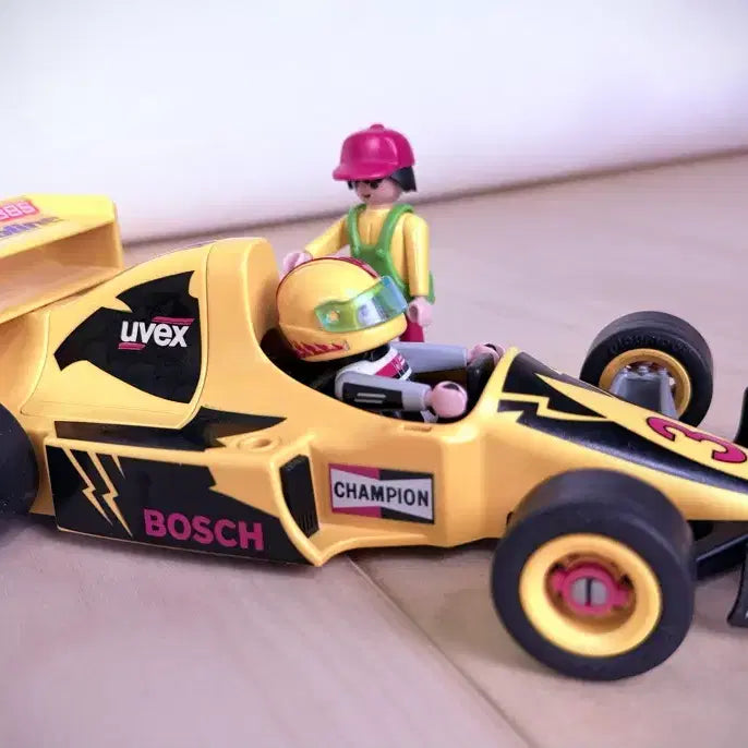 [BUNJANG] Playmobil 3930 F1 Grand Prix Racing Car with Driver and Mechanic Figures / 플레이모빌 3930: 내 손 안의 F1 그랑프리!