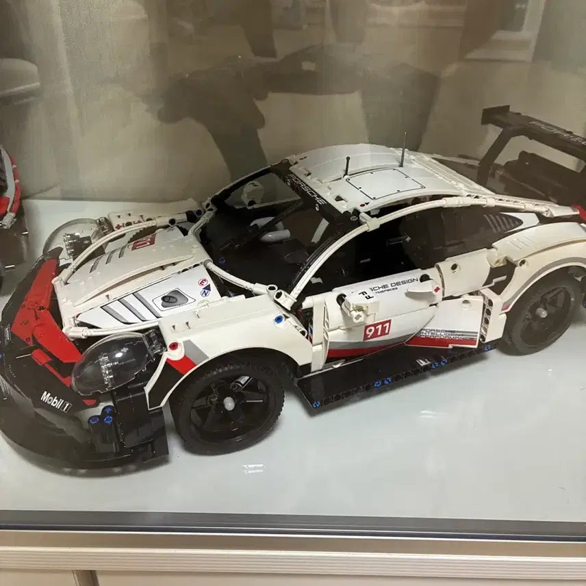[BUNJANG] LEGO Technic Porsche 911 RSR (42096) / 레고 테크닉 포르쉐 911 42096