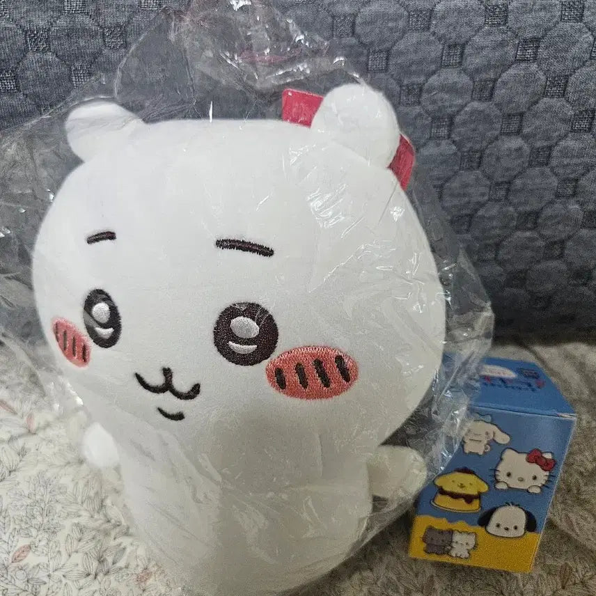 [BUNJANG] Cheekawa "Monjyakwi" Plush Toy / 먼작귀 치이카와 인형