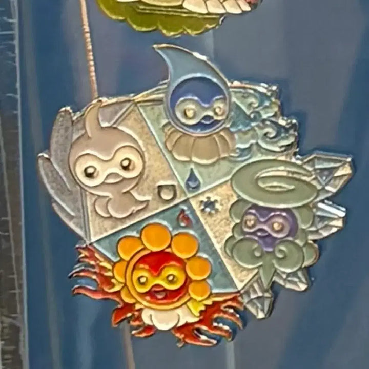 [BUNJANG] Pokemon Random Badge Set 2nd Edition - Cascoon 4 Types / 포켓몬 랜덤뱃지 100 2탄 캐스퐁4종