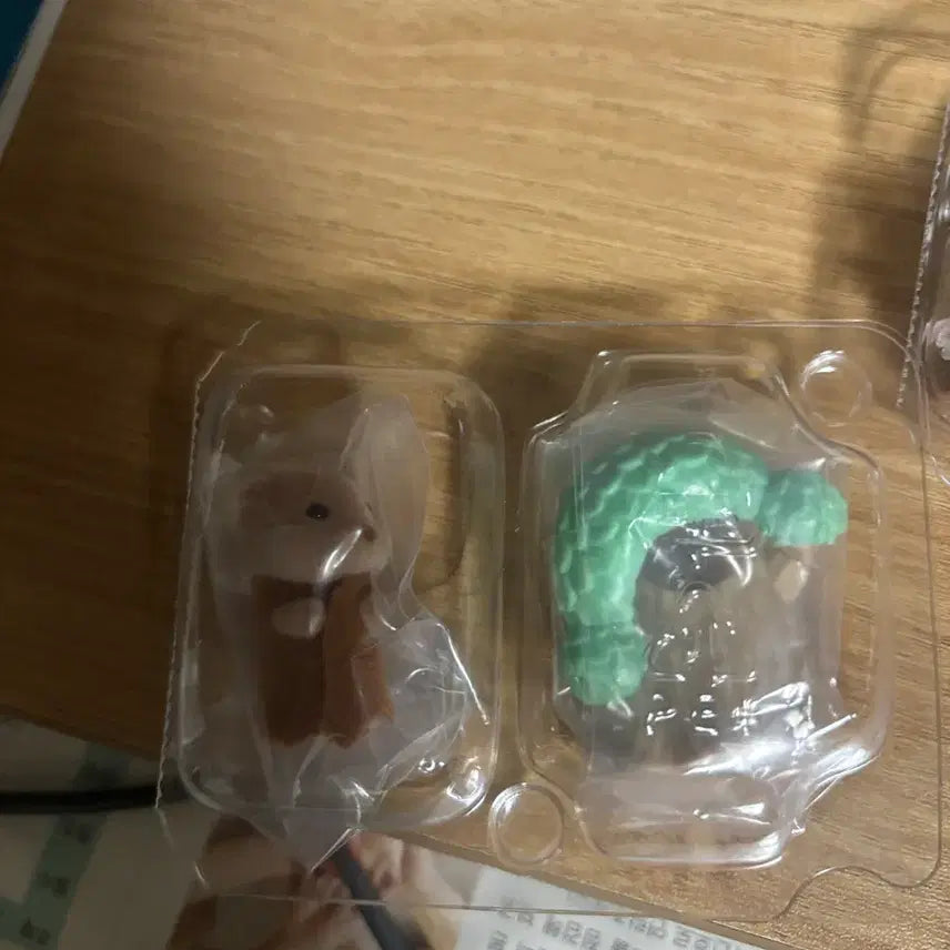 [BUNJANG] Sylvanian Families Blind Bag Otter Figure / 실바니안 블라인드팩 수달