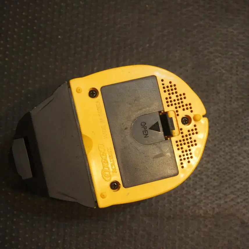 [BUNJANG] Vintage Ladybug Mini Vacuum Cleaner Classic Toy / 빈티지 무당벌레미니청소기 고전완구 고전장난감 빈티지장난감UU