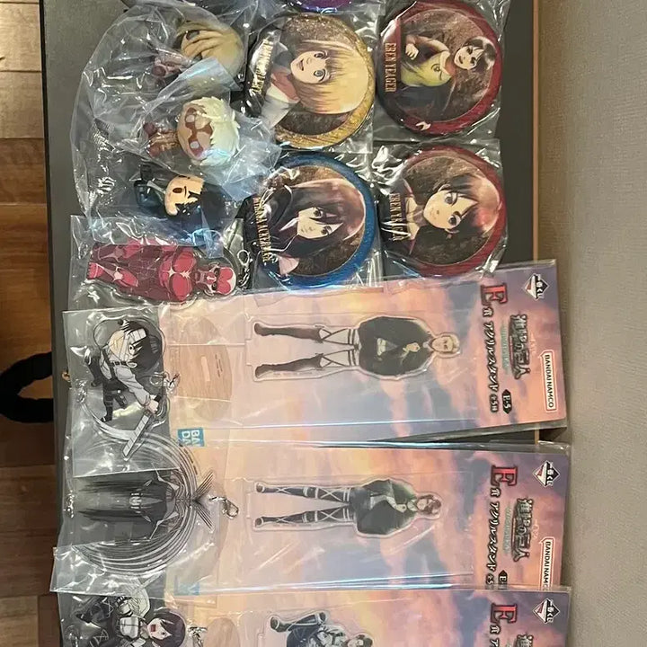 [BUNJANG] Attack on Titan Ichiban Kuji Ichiban Kuji Lower Prize Bundle Set (Choco-no-ko, Acrylic, Cat Badge, Keyring) / (택포 7)진격의 거인 제일복권 하위상 일괄 판매 (초코노코, 아크릴, 캣배찌, 키링) E상+F상+G상+H상+I상