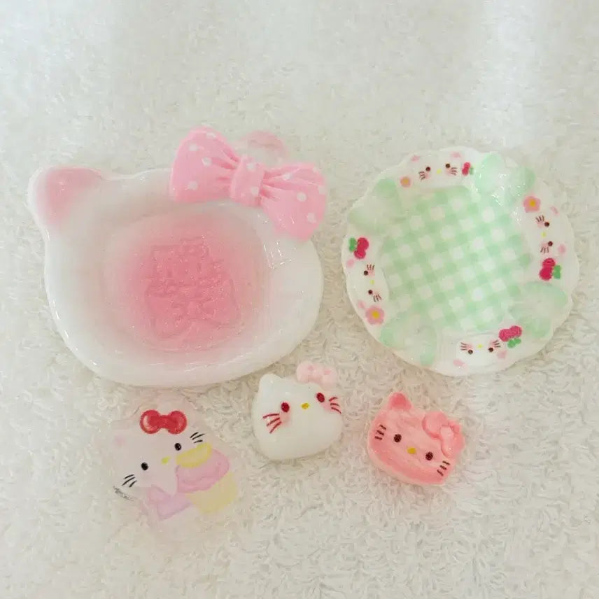 [BUNJANG] Sanrio Hello Kitty Mini Accessory / 키티 미니 소품