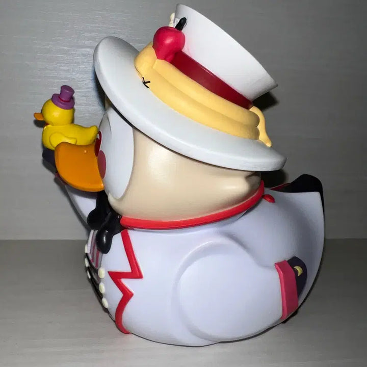 [BUNJANG] Helluva Boss Lucifer Morningstar Rubber Duck Figure / 해즈빈 호텔 루시퍼 TUBBZ 러버덕 피규어