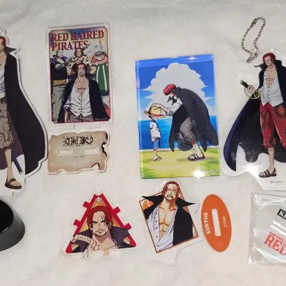 [BUNJANG] One Piece Shanks Merchandise Bundle / 원피스 샹크스 굿즈 일괄