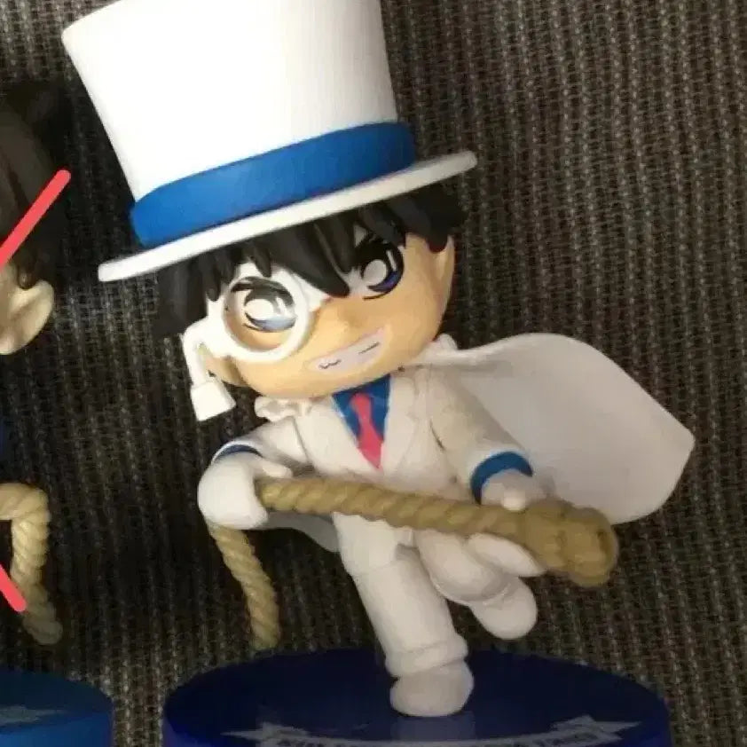 [BUNJANG] Detective Conan Kaito Kid Tug-of-War Figure / 명탐정코난 줄다리기 피규어 괴도키드