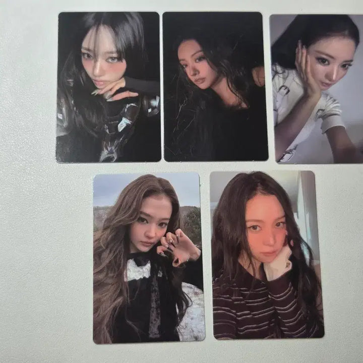 [BUNJANG] MEOVV Ttirori MD Photocard 5-Set Bundle / 미야오 띠로리 MD 포카 5종 세트