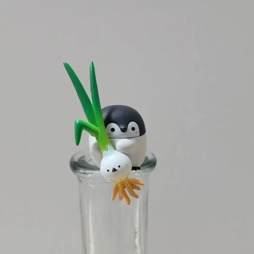 [BUNJANG] Penguin Gacha Keyring / 펭귄 가챠 키링