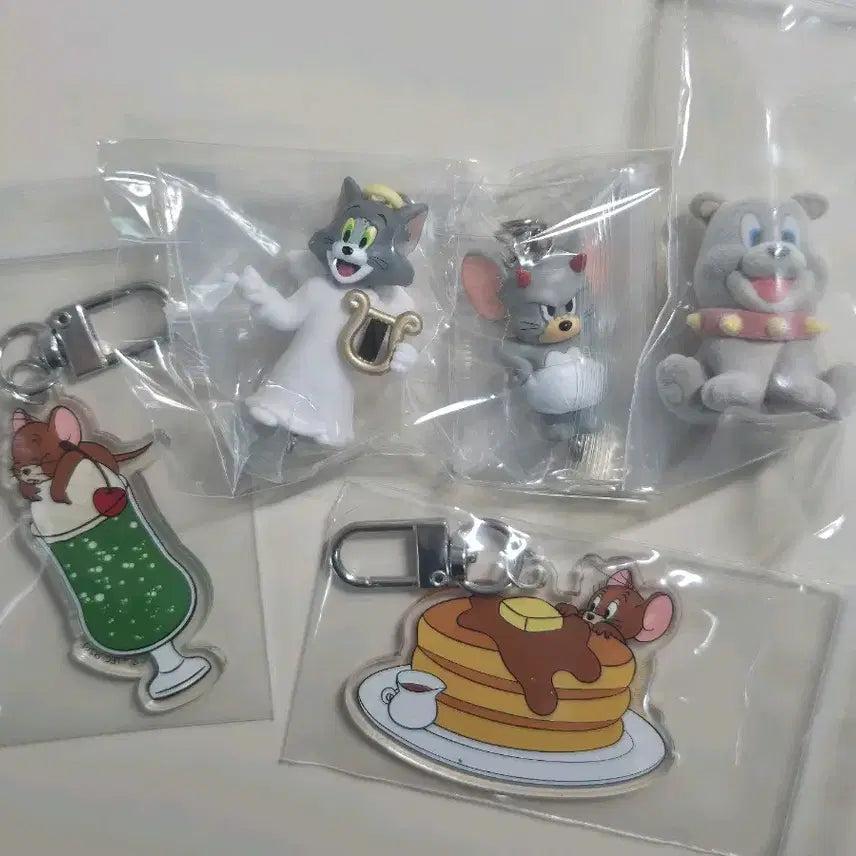 [BUNJANG] Tom and Jerry Angel &amp; Devil Keyring and Figures Bundle Set / 급처) 톰과제리 천사와악마 키링 등 피규어 일괄