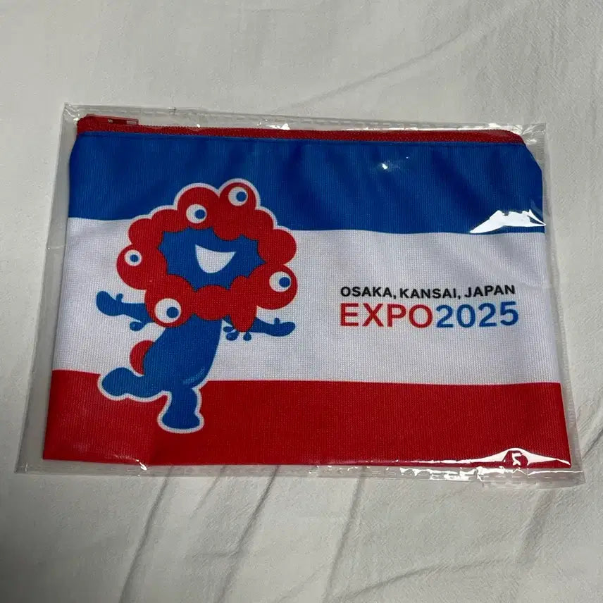 [BUNJANG] Osaka Expo 2025 Myaku Myaku Pouch &amp; Keyring Set / 오사카 엑스포 한정 먀쿠먀쿠 파우치, 마스코트 키링 판매합니다