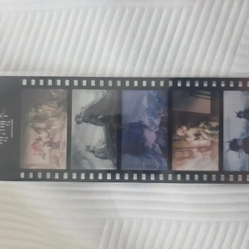 [BUNJANG] Arknights Sazehaeng CG Film Bookmark (Sealed) / 미개봉 명일방주 팝업 특전 사세행 CG 필름 책갈피