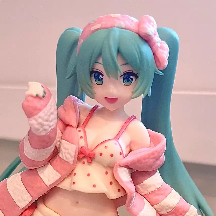 [BUNJANG] Miku Roomwear Figure / 미쿠 룸웨어 피규어