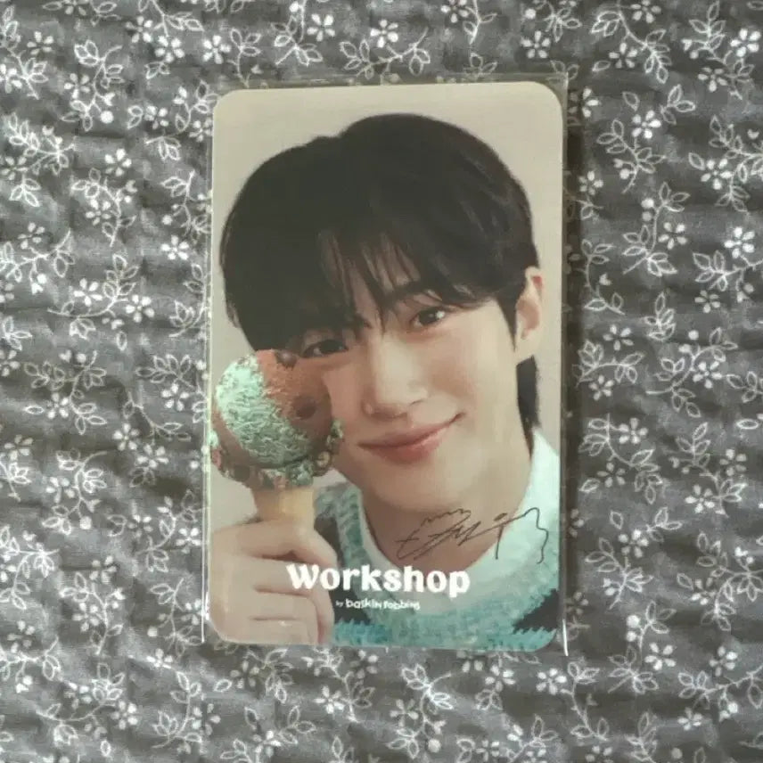 [BUNJANG] Byun Woo-seok Workshop Photocard / 배스킨라빈스 변우석 워크샵포토카드