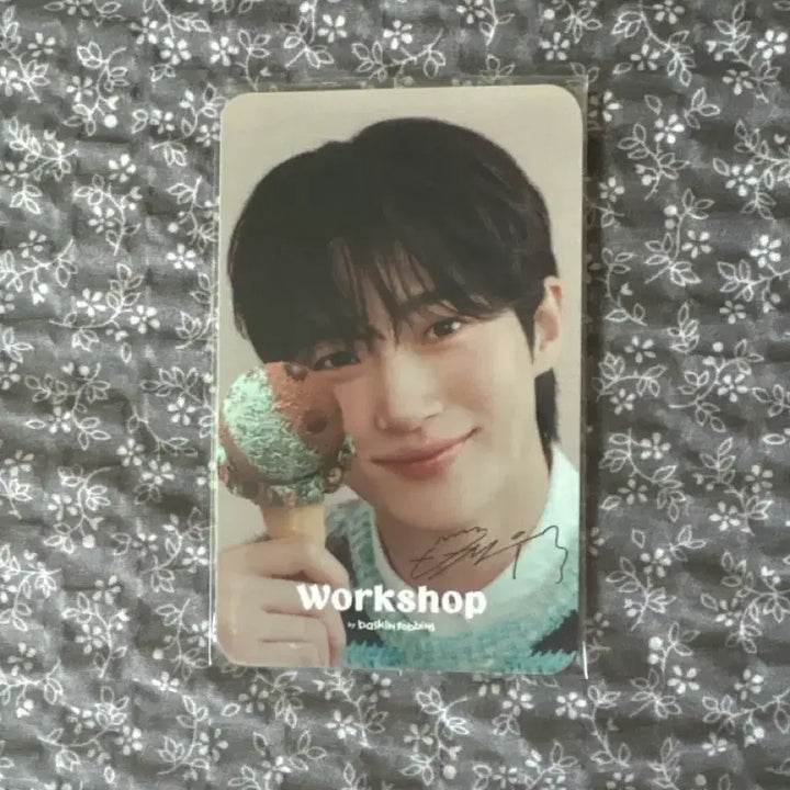 [BUNJANG] Byun Woo-seok Workshop Photocard / 배스킨라빈스 변우석 워크샵포토카드