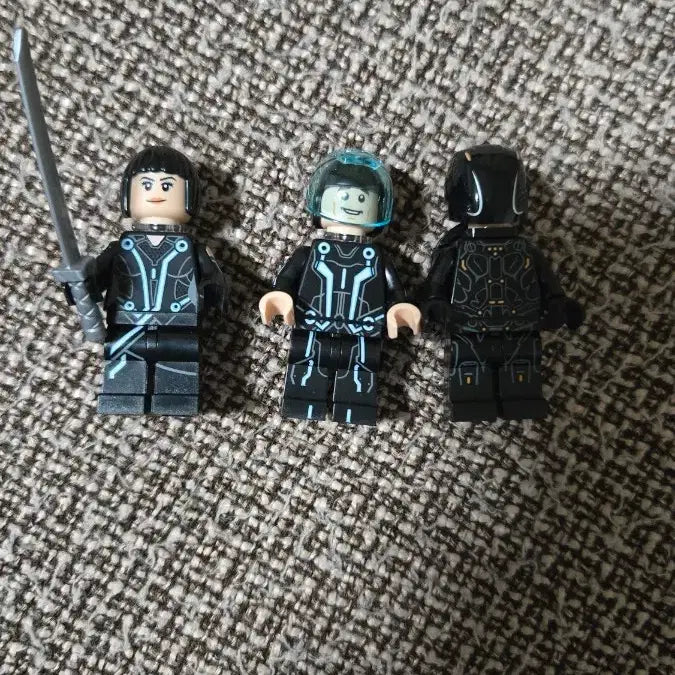 [BUNJANG] LEGO 21314 TRON Figure Set / 레고 21314 트론 피규어 세트