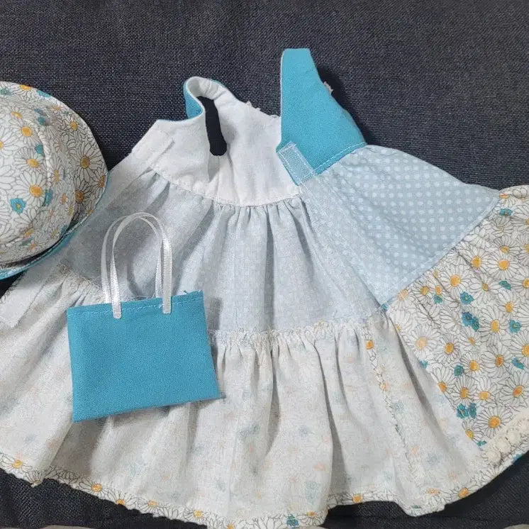 [BUNJANG] Paola Reina Doll Clothing Set - Dress, Hat, Bag / 파올라 레이나인형 옷 모자 원피스 세트