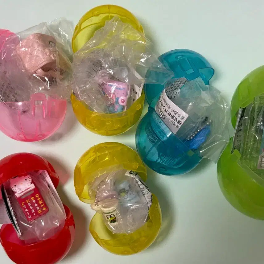 [BUNJANG] Sanrio Retro Gachapon Full Set + Keroppi Cassette Tape / 산리오 레트로 가챠 풀세트 + 케로피 카세트 테이프