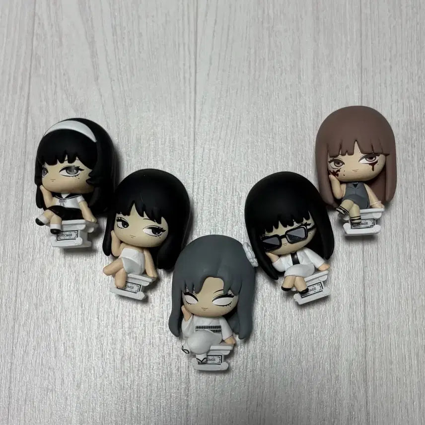 [BUNJANG] Junji Ito Tomie Figure Bundle Set (Includes Secret) / 이토준지 토미에 눌셋 피규어 시크릿 포함 일괄 nullset