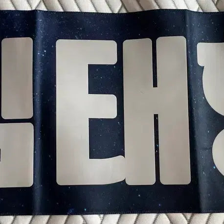 [BUNJANG] BTS V Holographic Slogan / 방탄소년단 뷔 V 반사슬로건 반슬