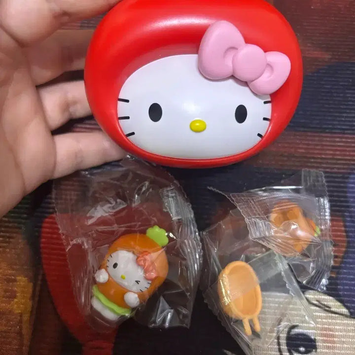 [BUNJANG] Carrot Kitty Figure / 당근 키티 피규어