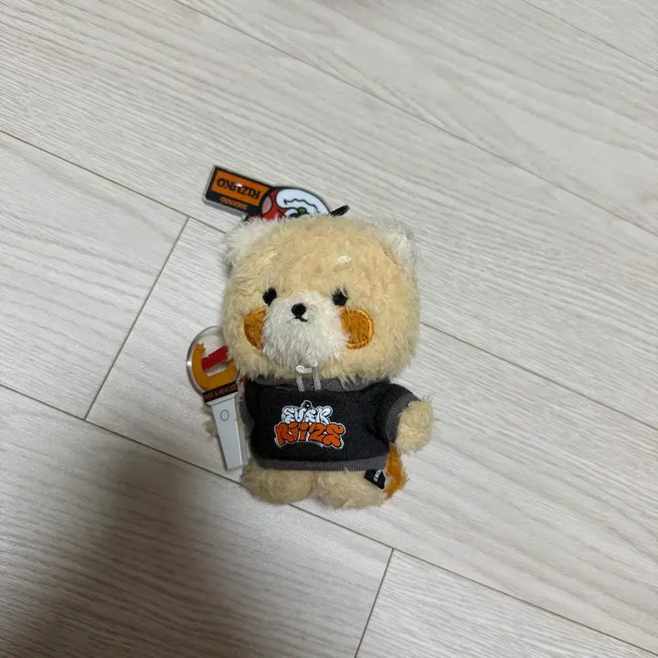 [BUNJANG] EVERGLOW Showter Doll Keychain (Photocard Included) / 에버라이즈 쇼타로 인형키링