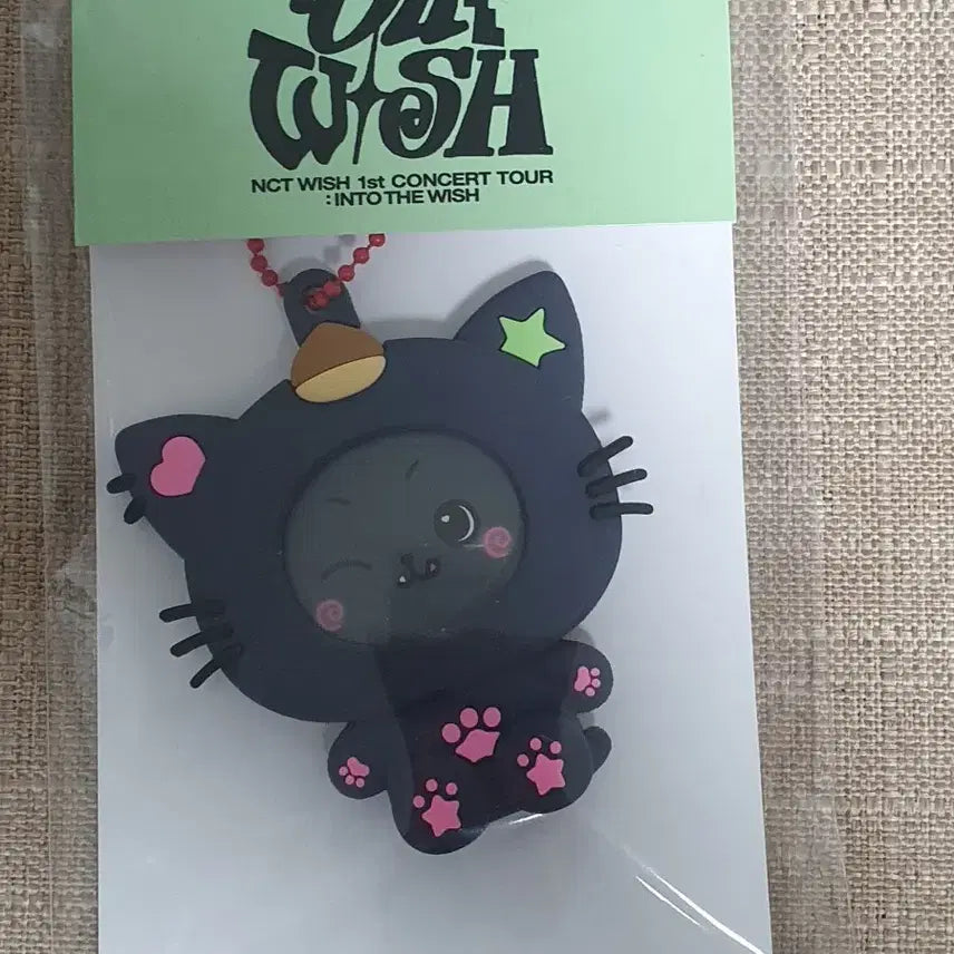 [BUNJANG] NCT WISH Riku Kuri Pin Button Holder / 엔시티위시 리쿠 쿠리 핀버튼홀더