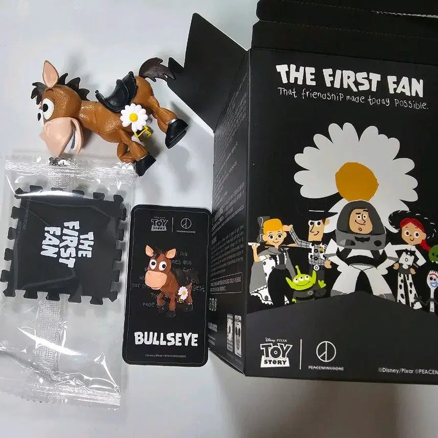 [BUNJANG] PEACEMINUSONE x Toy Story The First Fan Figure / 현물)피스마이너스원x토이스토리콜라보더퍼스트팬피규어  지드래곤 지디 gd toystory
