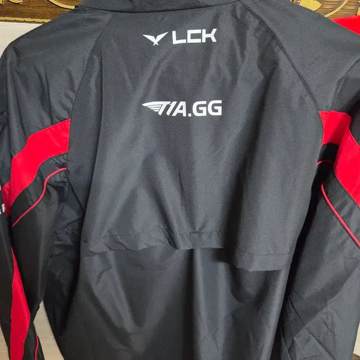 [BUNJANG] T1 2024 Spring Authentic Uniform Jacket - Full Sponsor Marking (L) / [공식] T1 2024 스프링 유니폼 자켓 (스폰서 풀 마킹 어센틱)