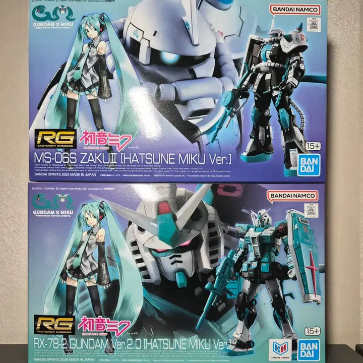 [BUNJANG] Bandai RG Hatsune Miku Gundam &amp; Zaku 2-Type Set / (하츠네 미쿠 Ver.)반다이 RG 미쿠 건담/자쿠 2종 세트