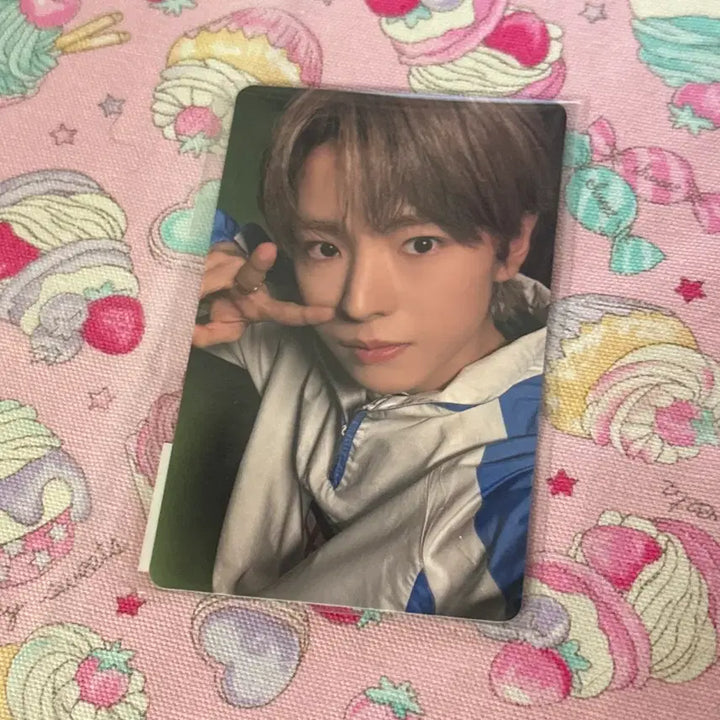 [BUNJANG] Yushi Yoidon Bommitgirl Weverse Shop POB / 유우시 요이돈 보밋걸 위버스샵 특전