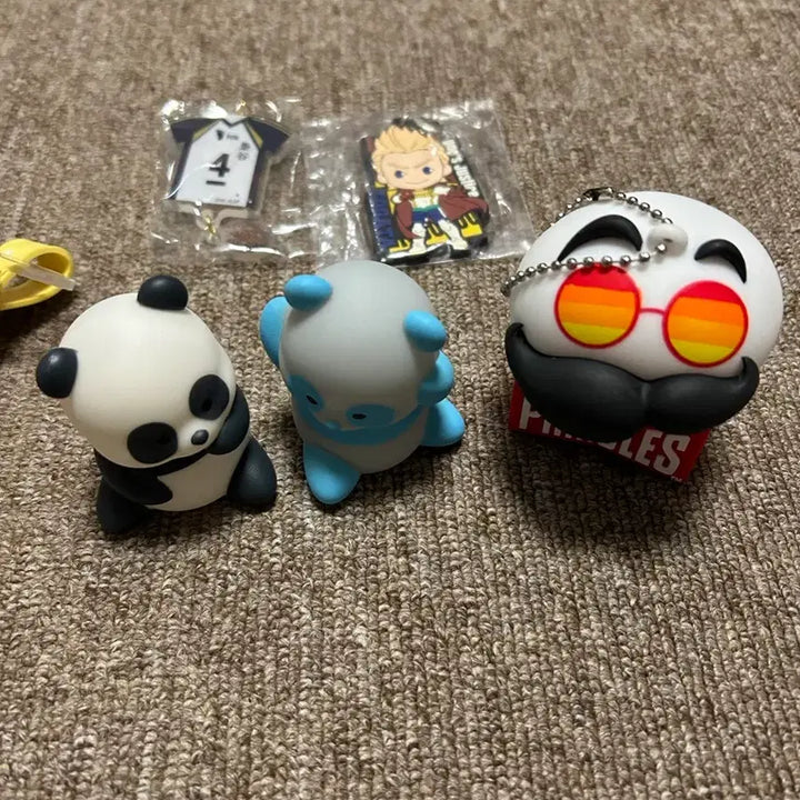 [BUNJANG] Panda &amp; Pringles Character Keychain Set / 캐릭터 키링 2종 세트 (팬더/프링글스)