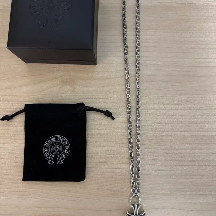 [BUNJANG] Cross Necklace / 십자가 목걸이