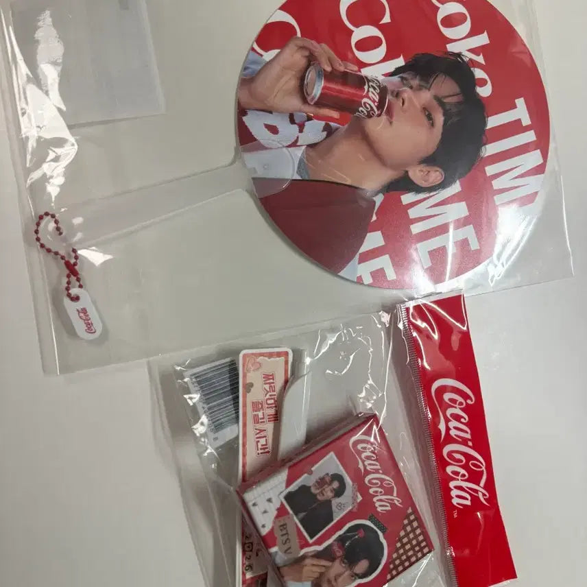 [BUNJANG] Coca-Cola V Fan and Stationery Set / 코카콜라 뷔 부채 문구 세트